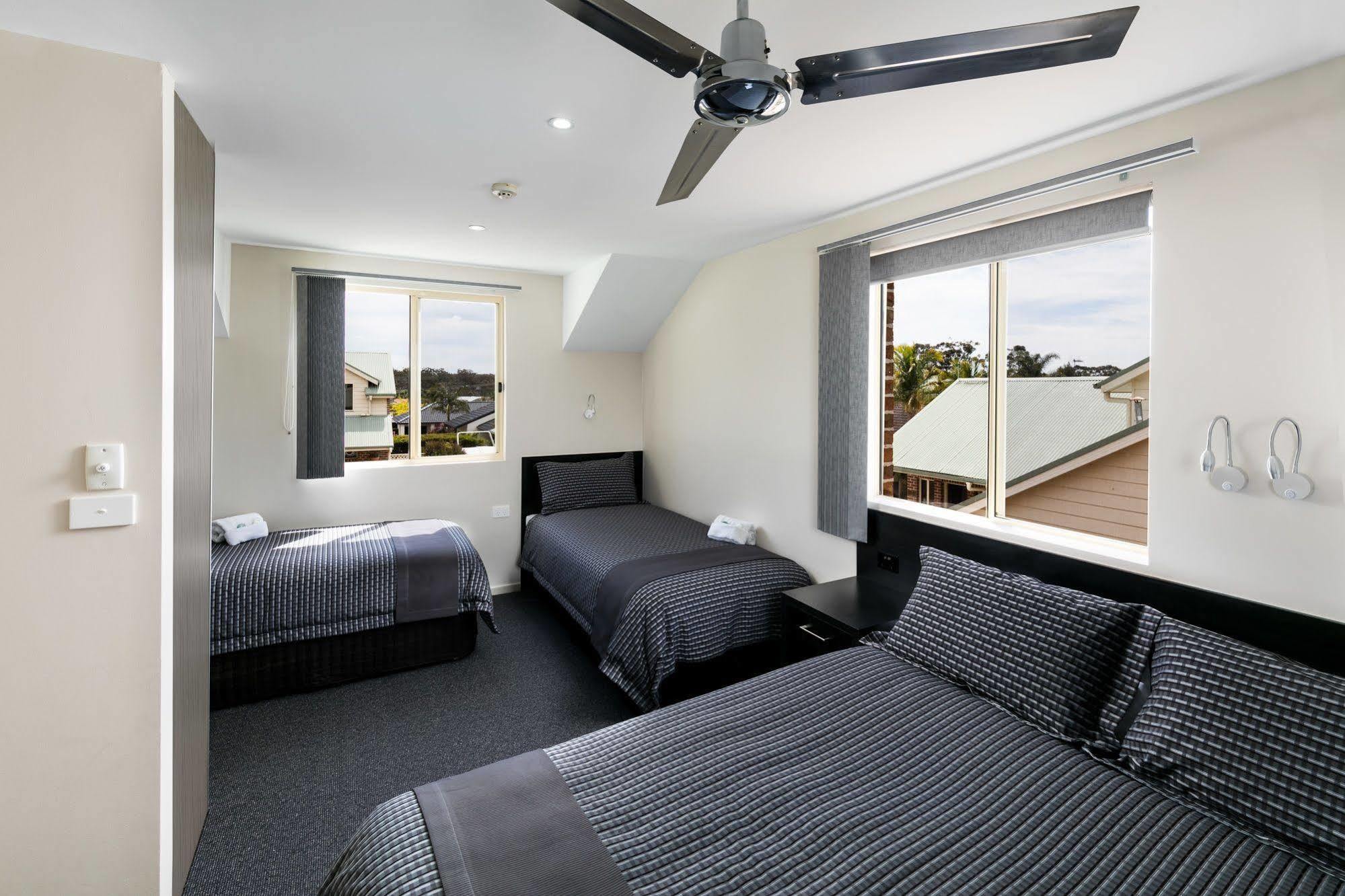 Dolphin Shores Vincentia Extérieur photo